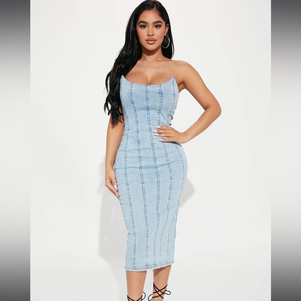 Fashion Nova Light Blue Midi Dress